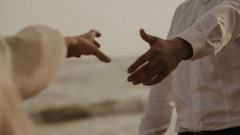 How to Set Boundaries for a Happier, Less Stressful Life